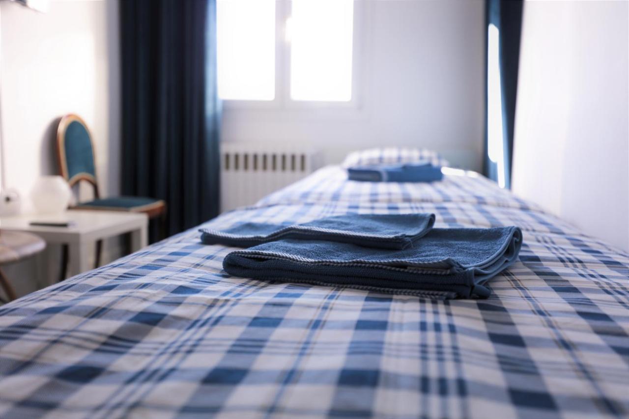 Modern 2 Bedroom Apartment Next To Metro - Marousi アテネ エクステリア 写真