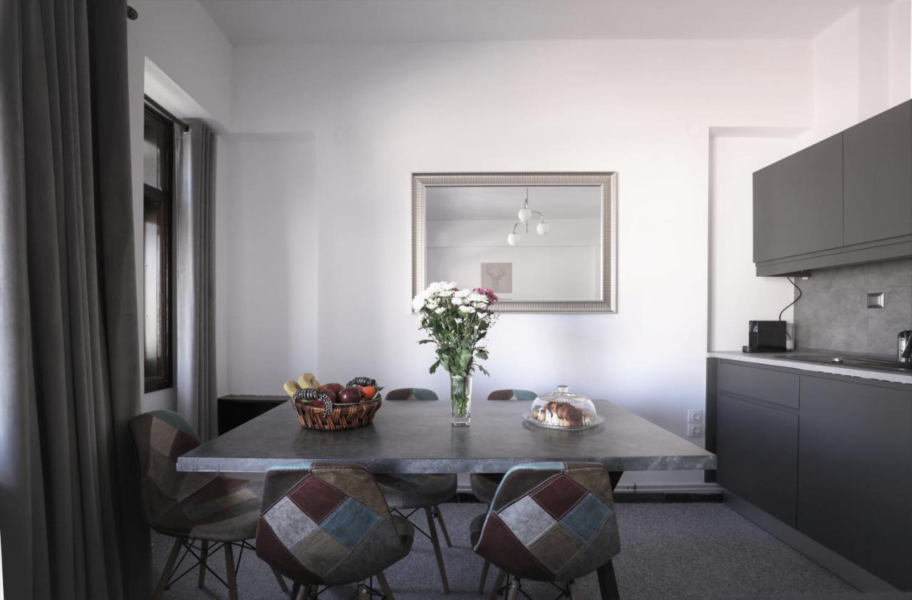 Modern 2 Bedroom Apartment Next To Metro - Marousi アテネ エクステリア 写真
