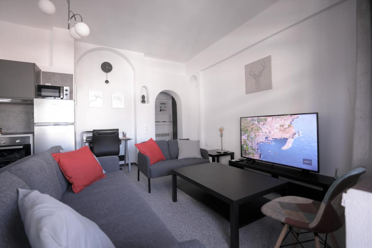 Modern 2 Bedroom Apartment Next To Metro - Marousi アテネ エクステリア 写真